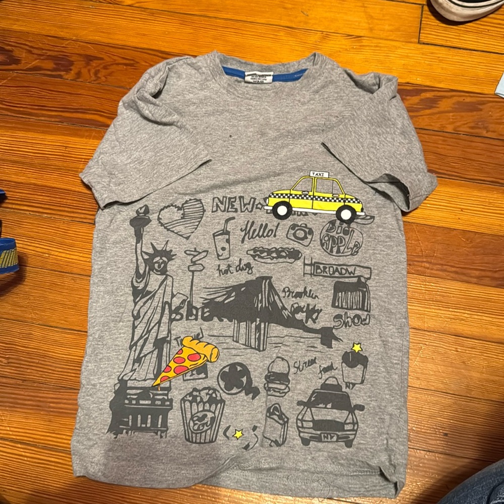 Mish boys New York short sleeve euc size 7 euc